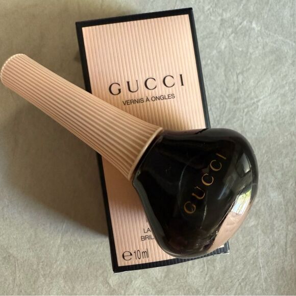 GUCCI VernisâĂ Ongles Nail Polish 700 Crystal Black â High-Shine Gloss - Picture 9 of 17